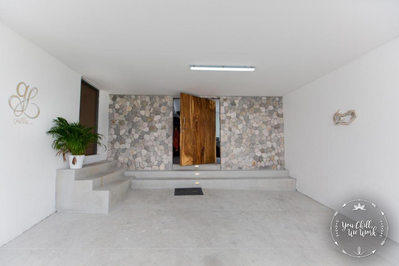 Villa Azur, 4 Bedrooms, Ocean View *