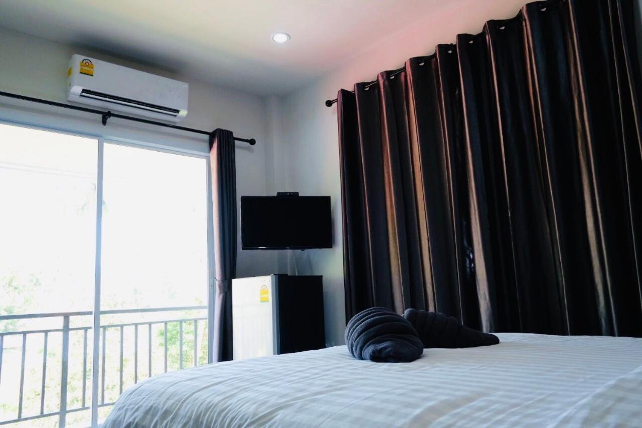 Jeerawan House Apartment Koh Samui
