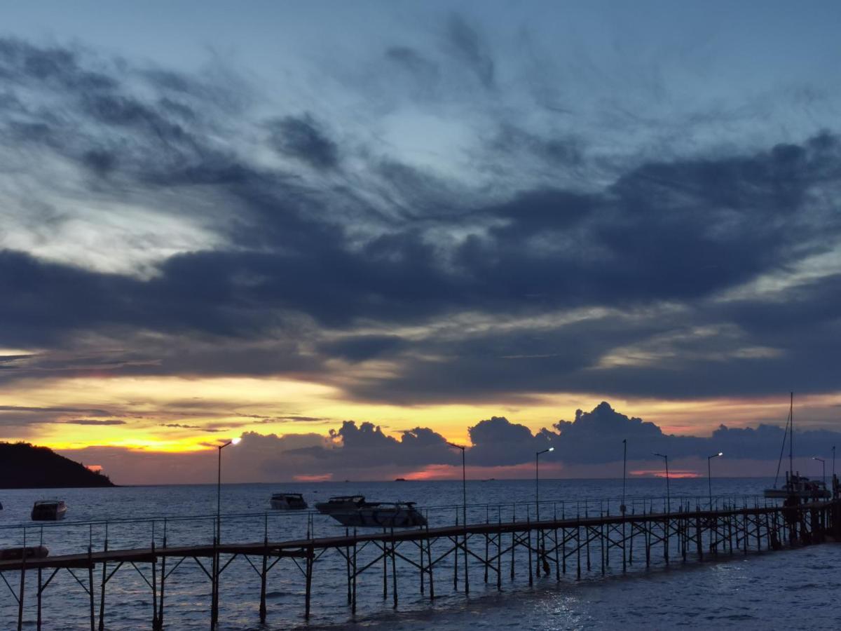 Hotel Samui Pier Front&resort 3*