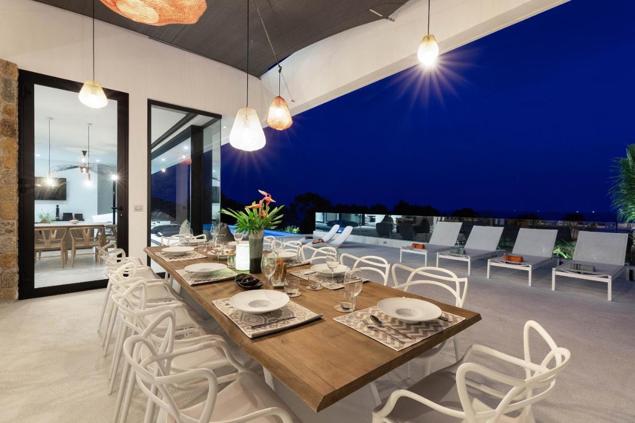 Eugenie-luxury-design-5bdr-amazing Seaview Villa *