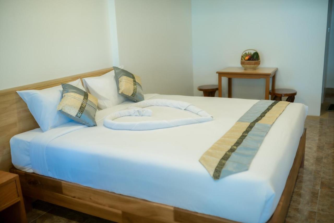 Coconut Grove Samui Hotel Plage de Chaweng