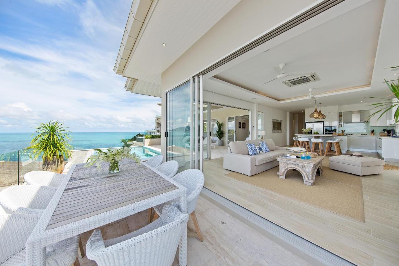 Aqua Luna Villa *