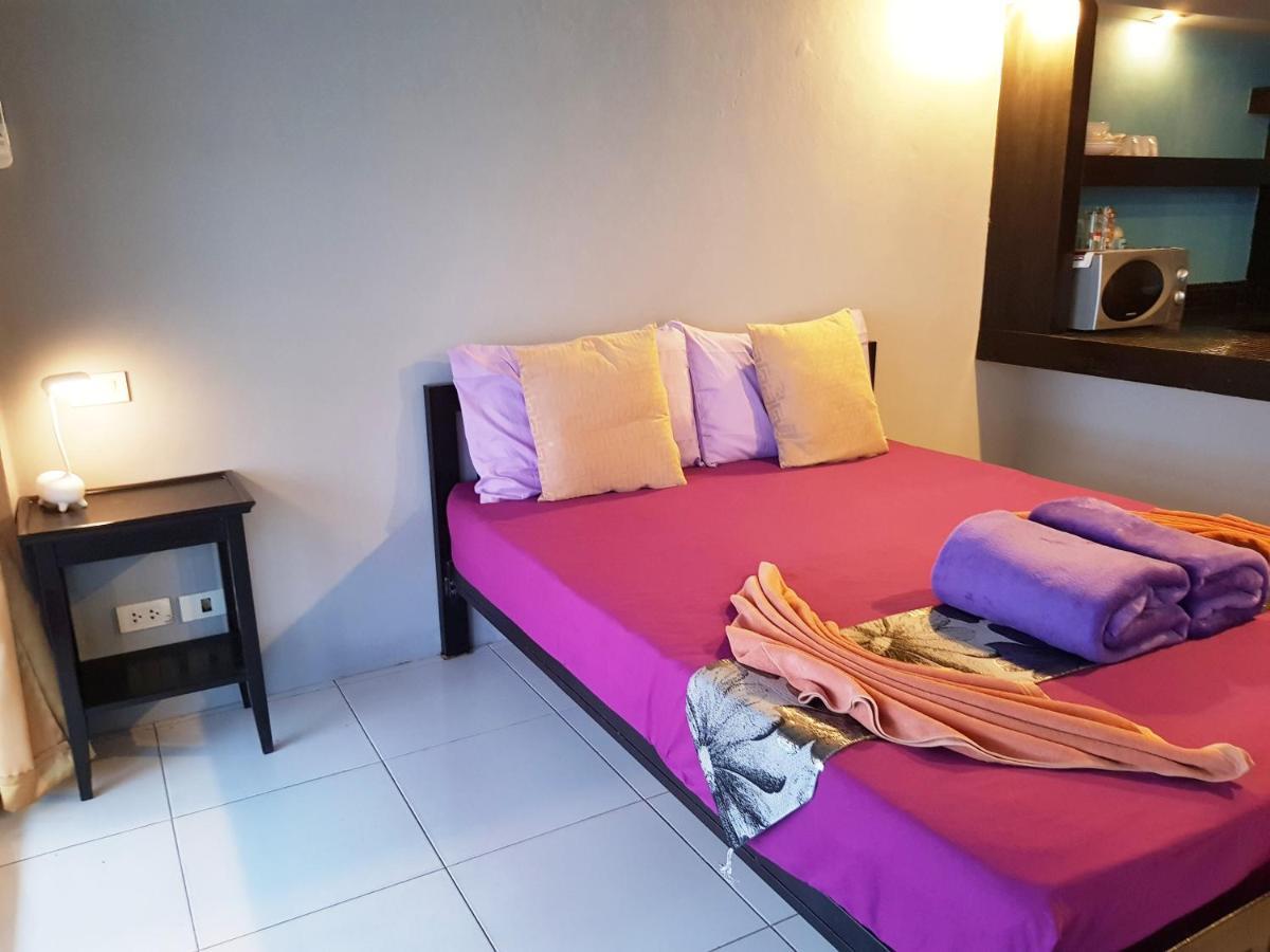 Zone6 Coworking Old 2w Hostel, Koh Samui Hostel *