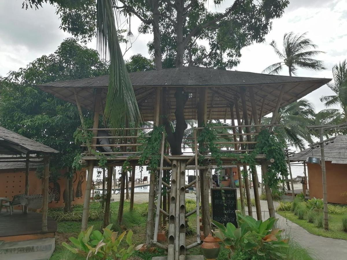 The Mud Bamboo Cafe And Beds Hotel 2*