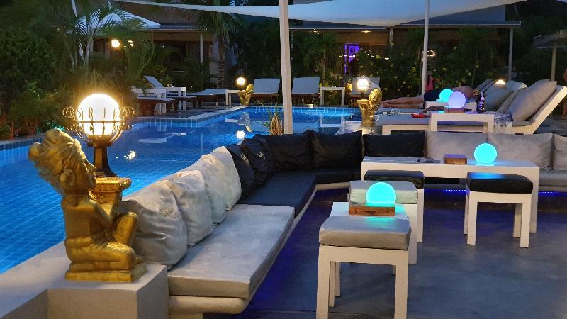 Resort Coconutspalm Maret