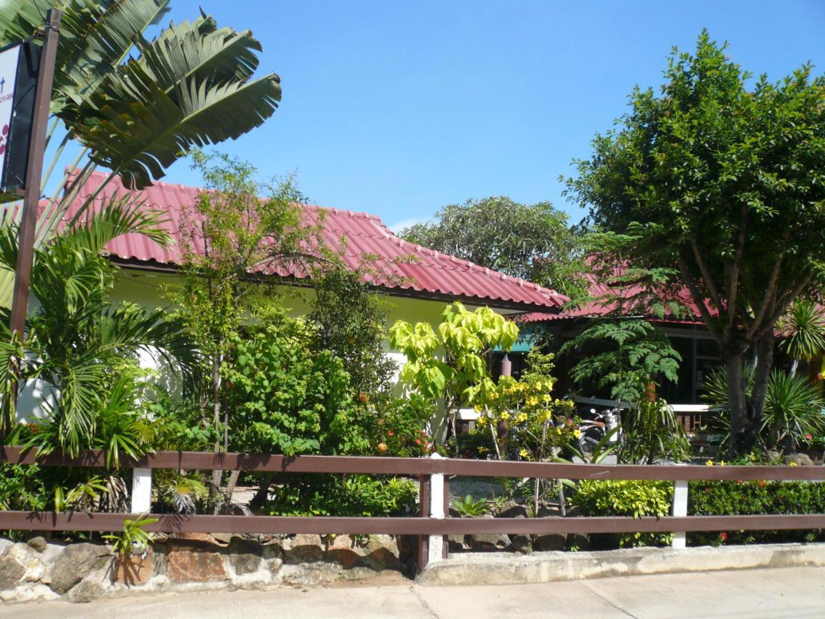 Tempat peranginan Baan Lamai Beach (Koh Samui)